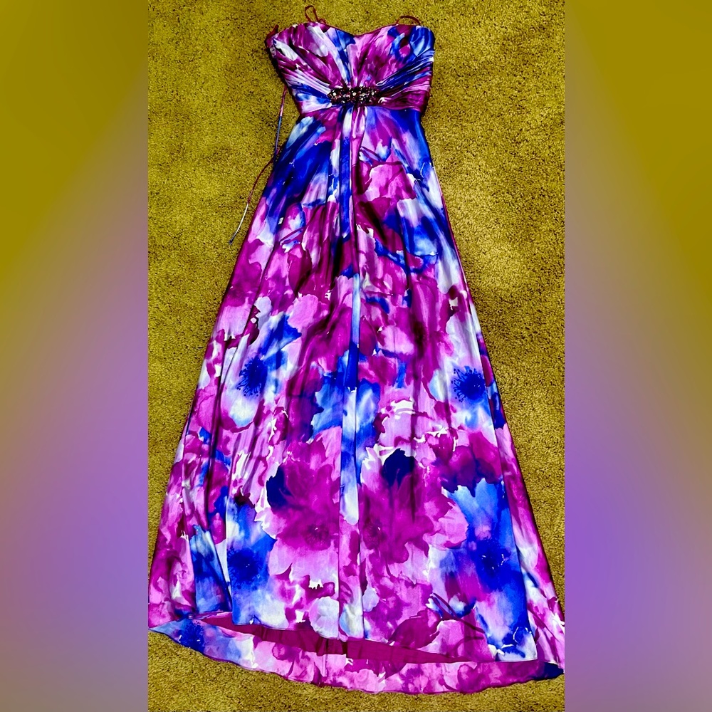 Beautiful floral satin maxi dress, never worn